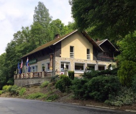 Chalet Des Grottes