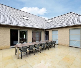 Luxurious Holiday Home in Somme-Leuze with Saunas