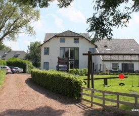 Vakantie-appartementen A gen Veld